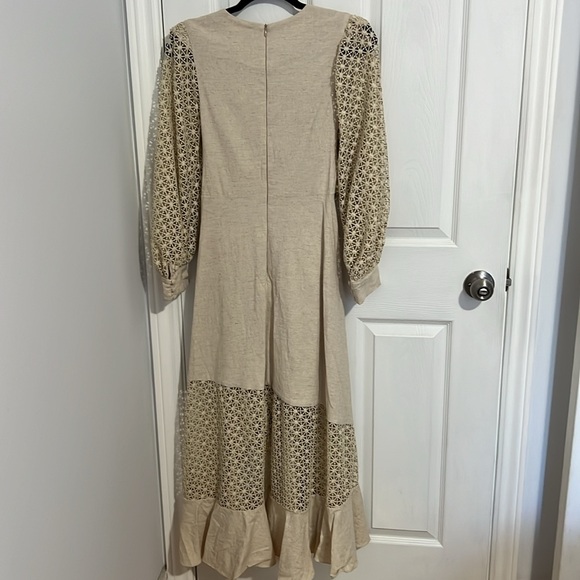 Stunning PatBo Dress - Picture 6 of 7